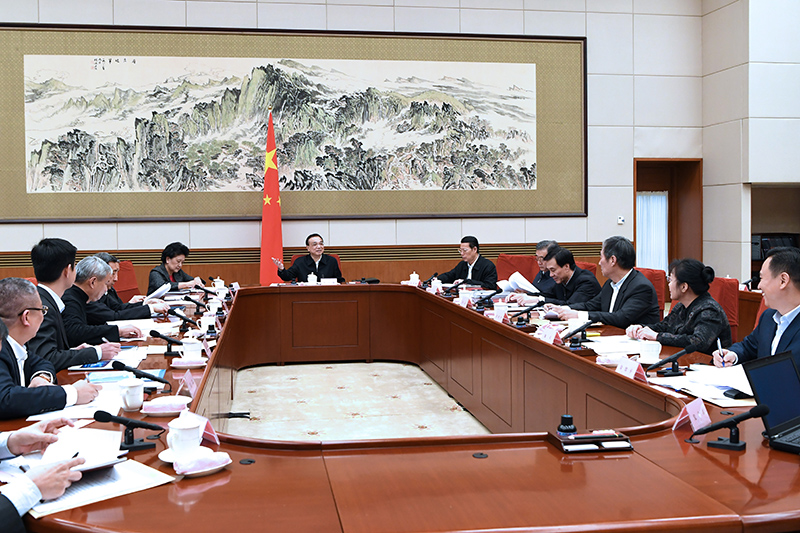 1516761592262493.png 中国政府网转载图片2.png